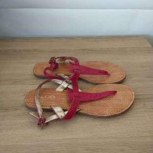 Aldo Pink Thong Sandals Sz: 8.5